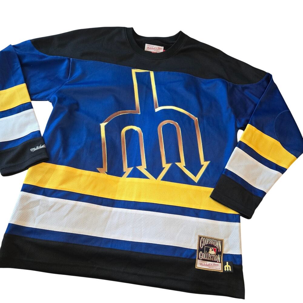 Mitchell & Ness Seattle Mariners Cooperstown Collection throwback  Men's Large